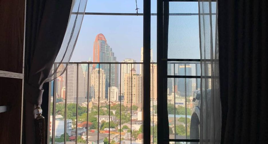 Wohnung zum Kauf mit 2 Zimmer in Sathon, Bangkok