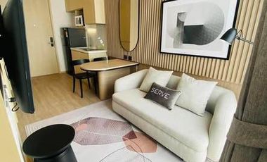 Condo en alquiler y en venta de 1 habitaciones en Watthana, Bangkok