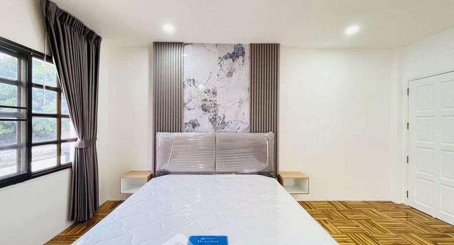 For rent そして for sale 3 ベッドルーム house in Bang Lamung, Chonburi