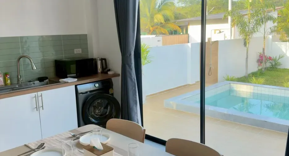 À louer 2 chambres villa à Nuea Khlong, Krabi
