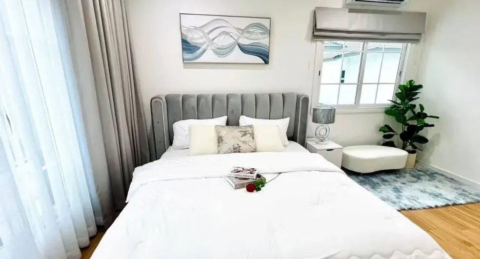Haus zur Miete mit 4 Zimmer in Bang Phli, Samut Prakan