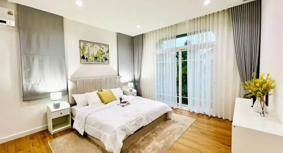 Haus zur Miete mit 4 Zimmer in Bang Phli, Samut Prakan
