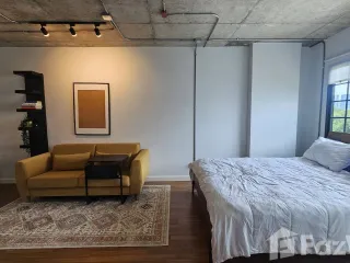 Condo en venta de estudio en Khlong Toei, Bangkok