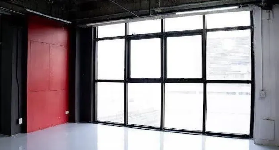For rent office in Khlong Toei, Bangkok