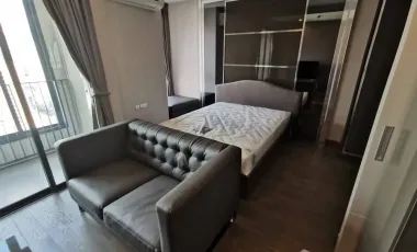 For rent studio condo in Pathum Wan, Bangkok