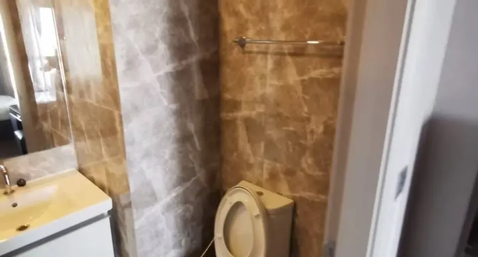 For rent studio condo in Pathum Wan, Bangkok