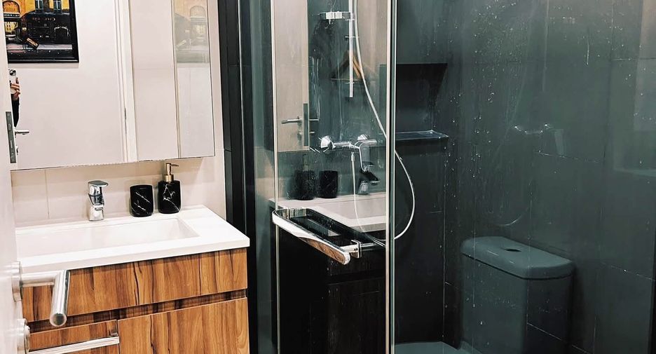 For rent 2 ベッドルーム condo in Watthana, Bangkok