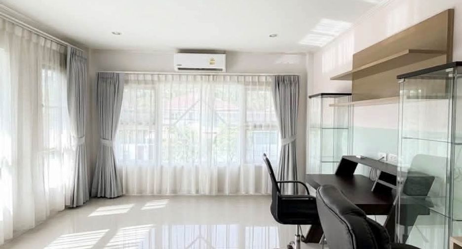 For rent 4 bedrooms house in Mueang Phuket, Phuket