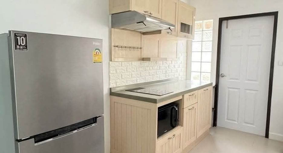 For rent 4 bedrooms house in Mueang Phuket, Phuket