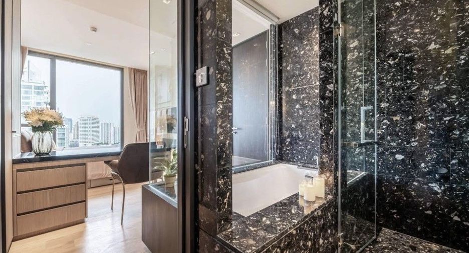 For rent 1 bed condo in Khlong Toei, Bangkok