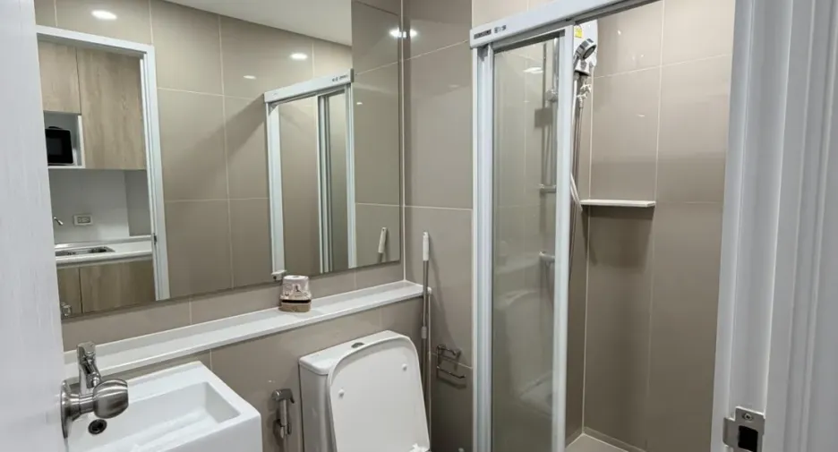 Wohnung zum Kauf und zur Miete mit Studio in Phaya Thai, Bangkok