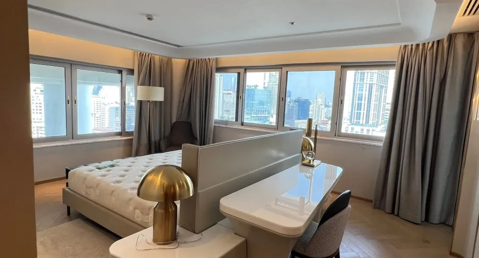 À louer 3 chambres condo à Khlong Toei, Bangkok