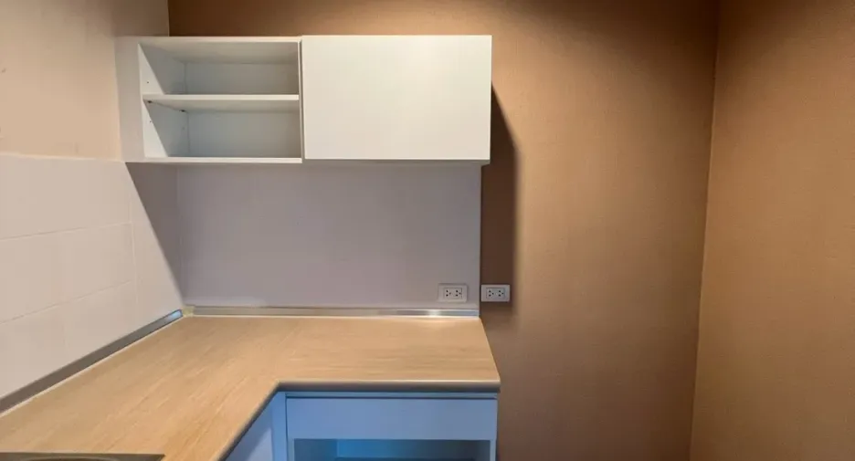 For sale 1 bed condo in Huai Khwang, Bangkok