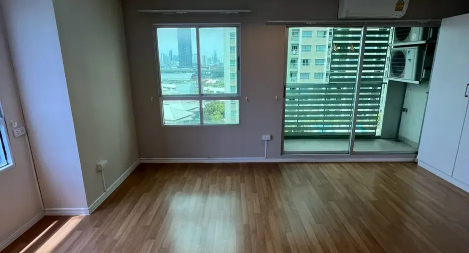 For sale 1 bed condo in Huai Khwang, Bangkok