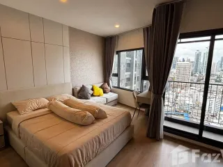 À louer studio condo à Khlong Toei, Bangkok