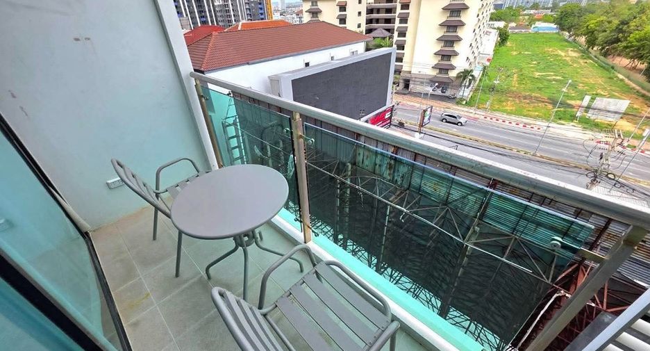 À louer studio condo à Bang Lamung, Chonburi