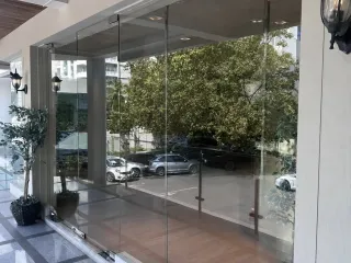 Аренда торговое помещение в Щаттхана, Бангкок