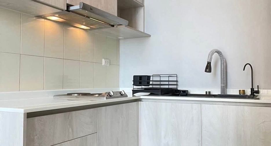 Condo en alquiler de 2 habitaciones en Khlong Toei, Bangkok