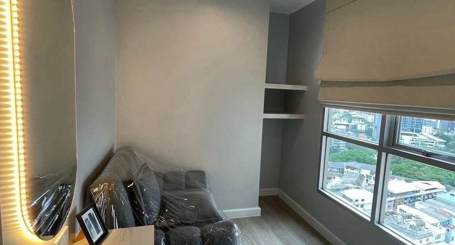 Condo en alquiler de 2 habitaciones en Khlong Toei, Bangkok