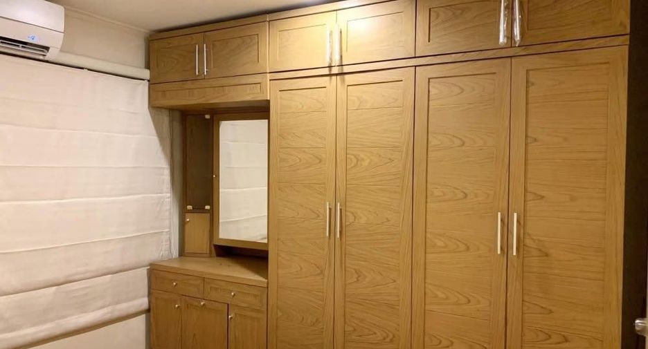 Wohnung zur Miete mit 1 Zimmer in Huai Khwang, Bangkok