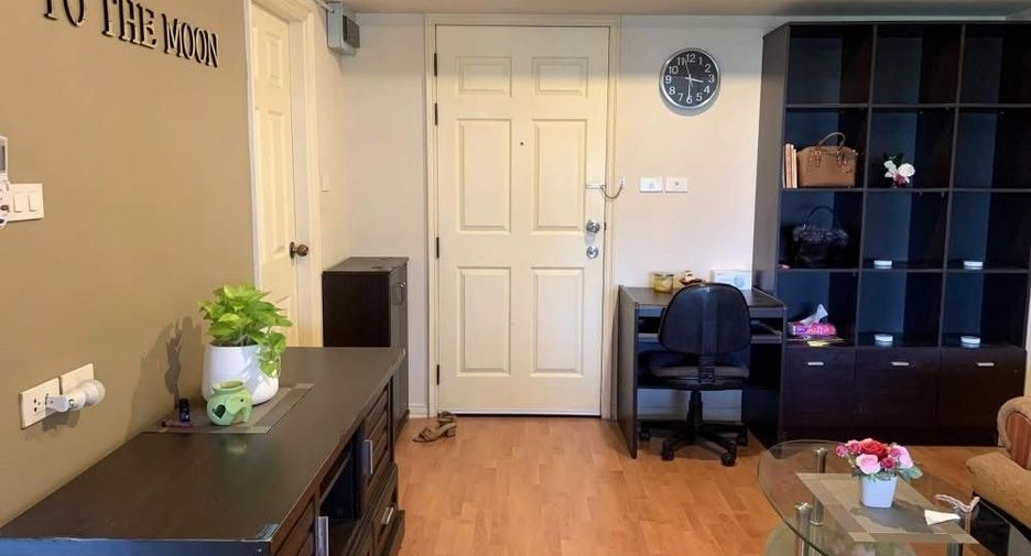 Wohnung zur Miete mit 1 Zimmer in Huai Khwang, Bangkok