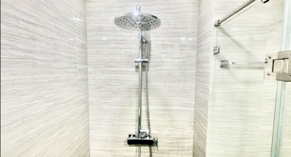 For sale studio condo in Bang Lamung, Chonburi