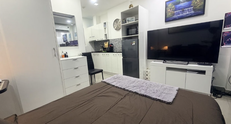 For sale studio condo in Bang Lamung, Chonburi