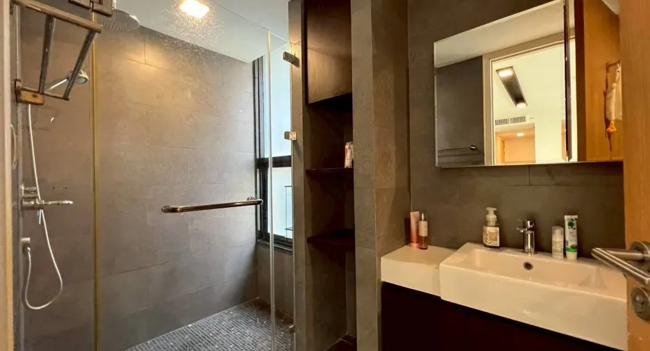 À vendre 2 chambres condo à Watthana, Bangkok