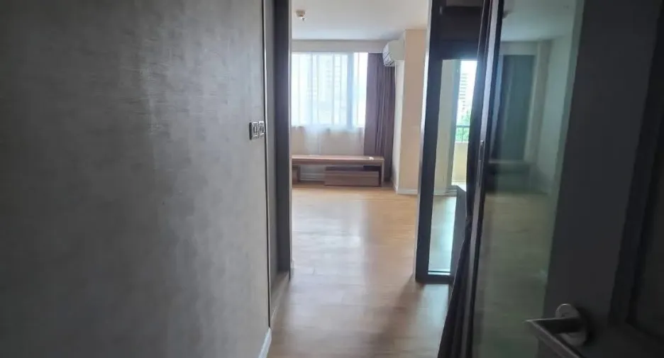 Wohnung zum Kauf mit Studio in Yan Nawa, Bangkok