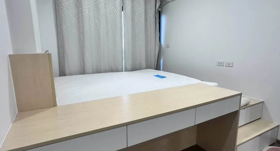 Condo en alquiler de 1 habitaciones en Phasi Charoen, Bangkok