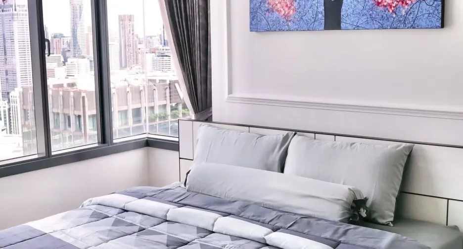 For rent 1 bed condo in Pathum Wan, Bangkok