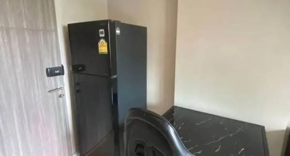 For rent 1 bed condo in Huai Khwang, Bangkok