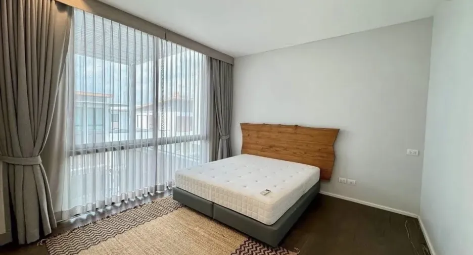 For rent 4 ベッドルーム house in Suan Luang, Bangkok