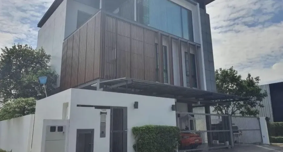 For rent 4 ベッドルーム house in Suan Luang, Bangkok