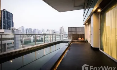 For rent 3 bedrooms apartment in Watthana, Bangkok
