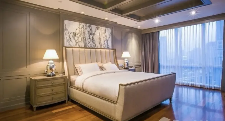 For rent 3 bedrooms apartment in Watthana, Bangkok