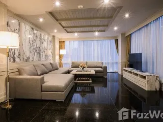 Apartamento en alquiler de 3 habitaciones en Watthana, Bangkok