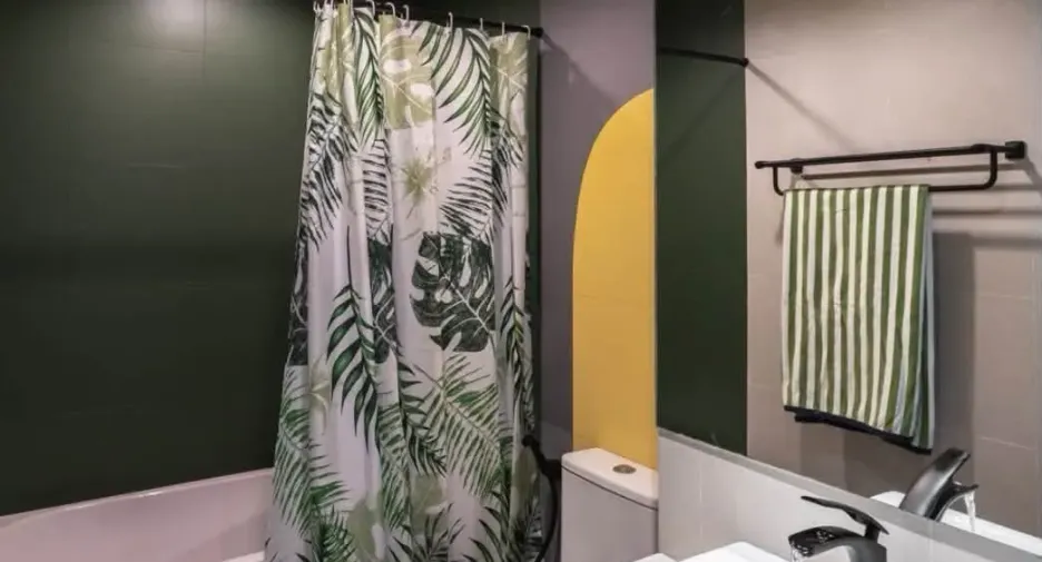 For sale 3 bedrooms condo in Khlong Toei, Bangkok