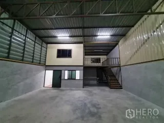 For rent warehouse in Prawet, Bangkok