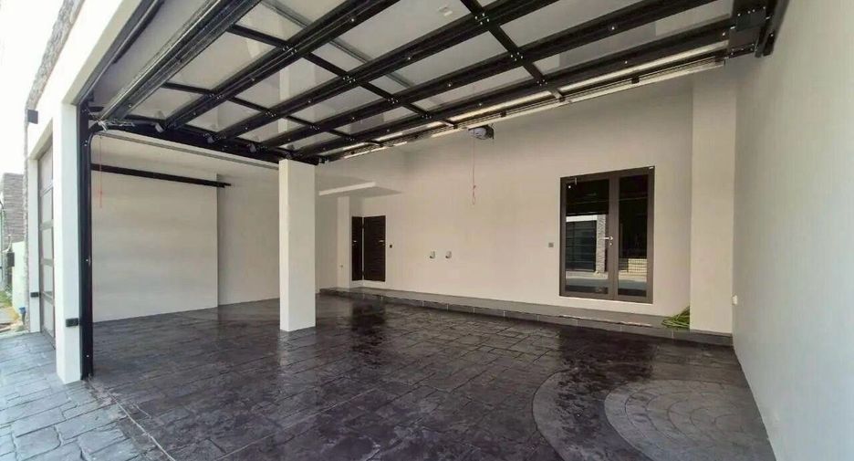 Haus zur Miete mit 4 Zimmer in San Sai, Chiang Mai