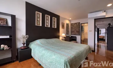 For sale 3 bedrooms condo in Watthana, Bangkok