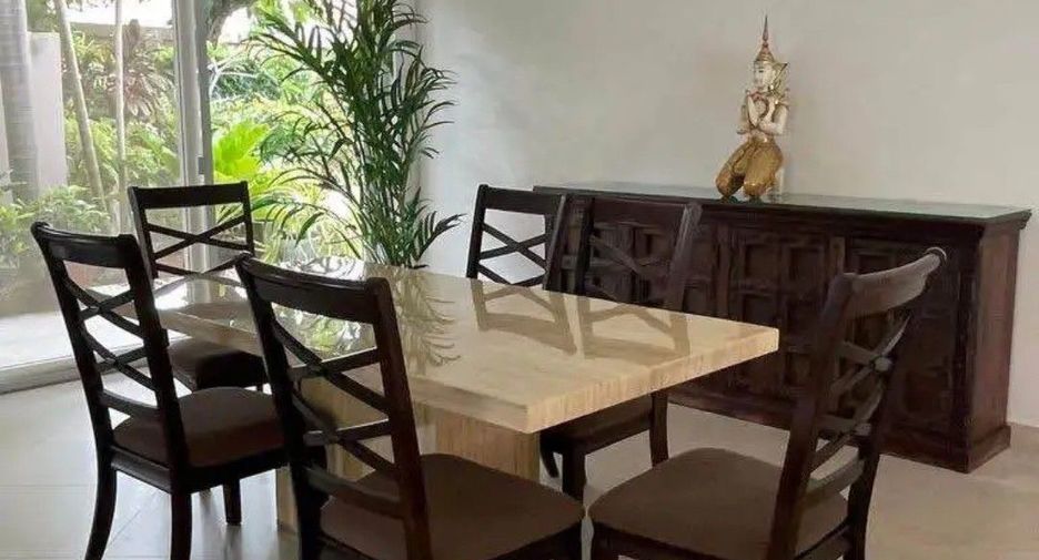 For rent 3 bedrooms villa in Bang Lamung, Chonburi