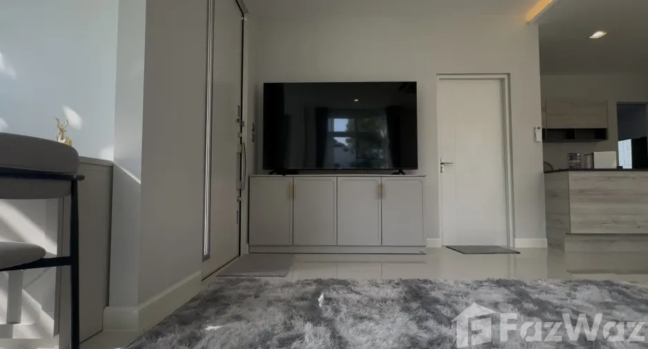 For rent 4 bedrooms house in Mueang Phuket, Phuket