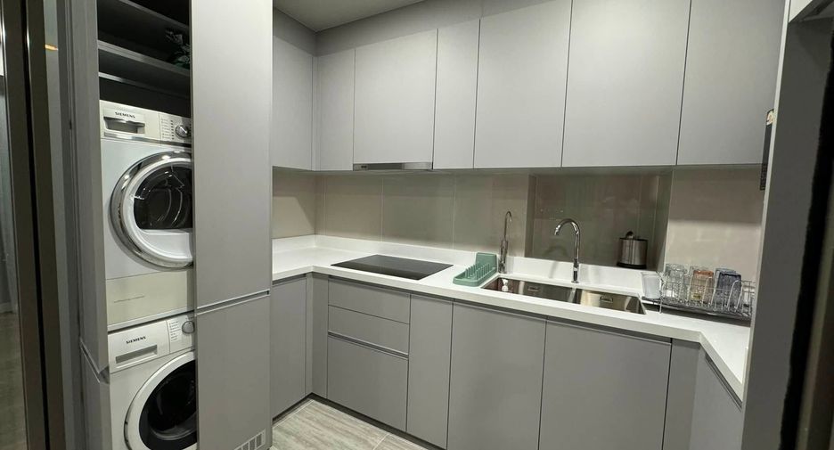 Condo en alquiler de 3 habitaciones en Bang Phli, Samut Prakan