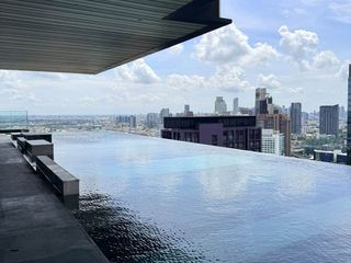 À louer studio condo à Watthana, Bangkok