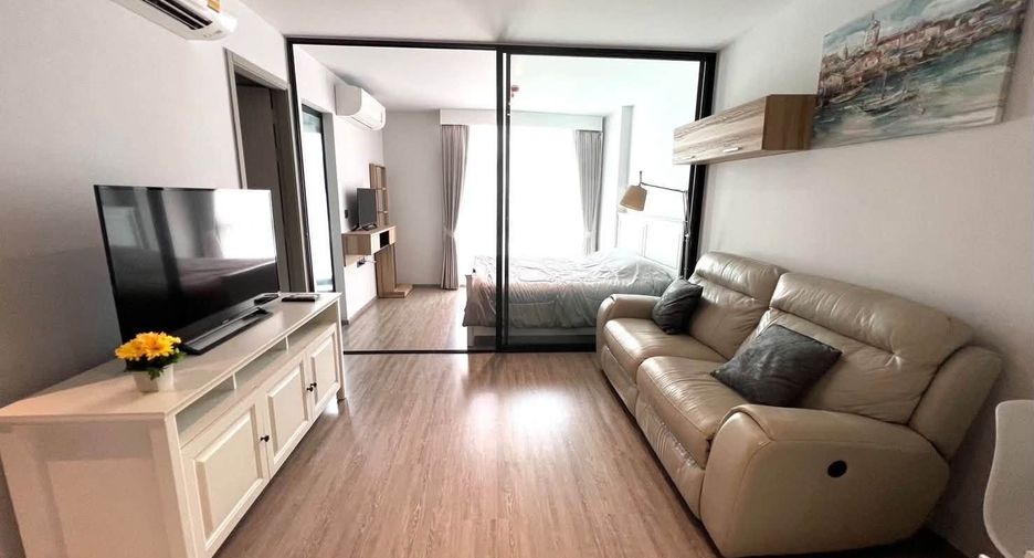 Wohnung zur Miete mit Studio in Watthana, Bangkok