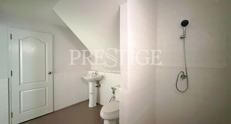 For sale 4 bedrooms house in Bang Lamung, Chonburi