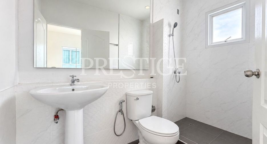 For sale 4 bedrooms house in Bang Lamung, Chonburi