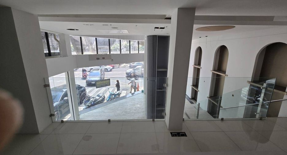 Local comercial en alquiler de 5 habitaciones en Watthana, Bangkok