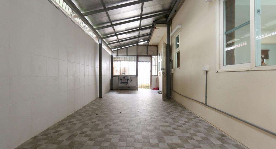Haus zur Miete mit 3 Zimmer in Mueang Chiang Mai, Chiang Mai